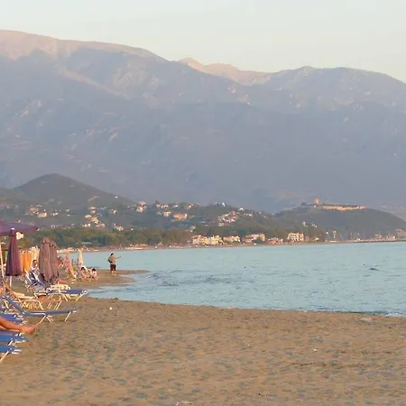 Nei House With A Special View * 尼欧波洛伊