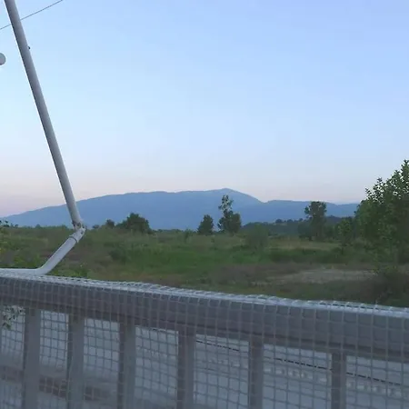 Nei House With A Special View * 尼欧波洛伊